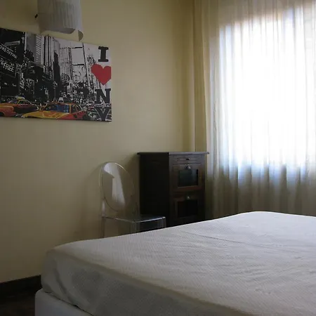Piazza Napoli Appartement Milan